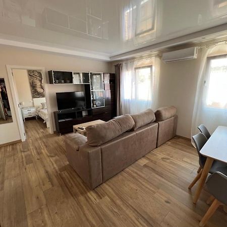 Genuar Apartments Malaga Center. Free Parking Екстериор снимка