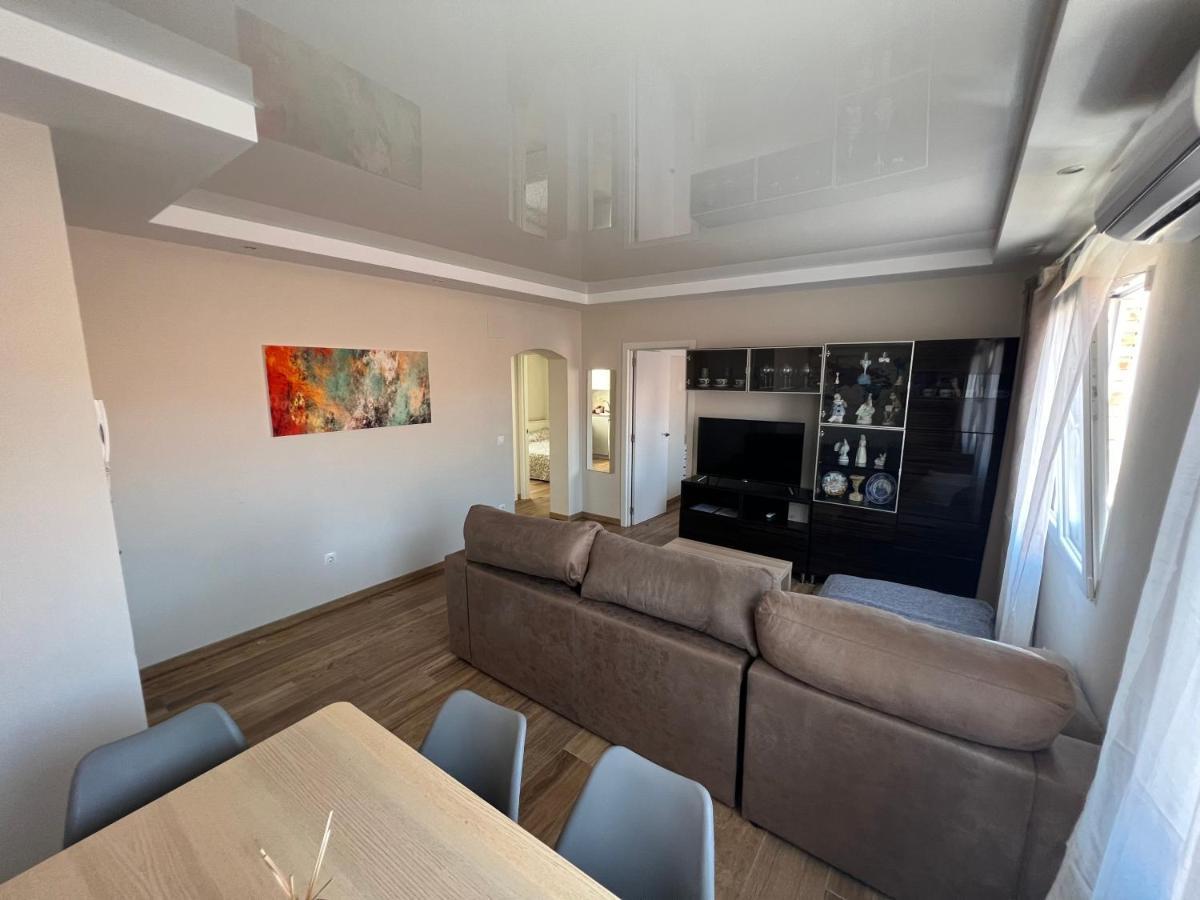 Genuar Apartments Malaga Center. Free Parking Екстериор снимка